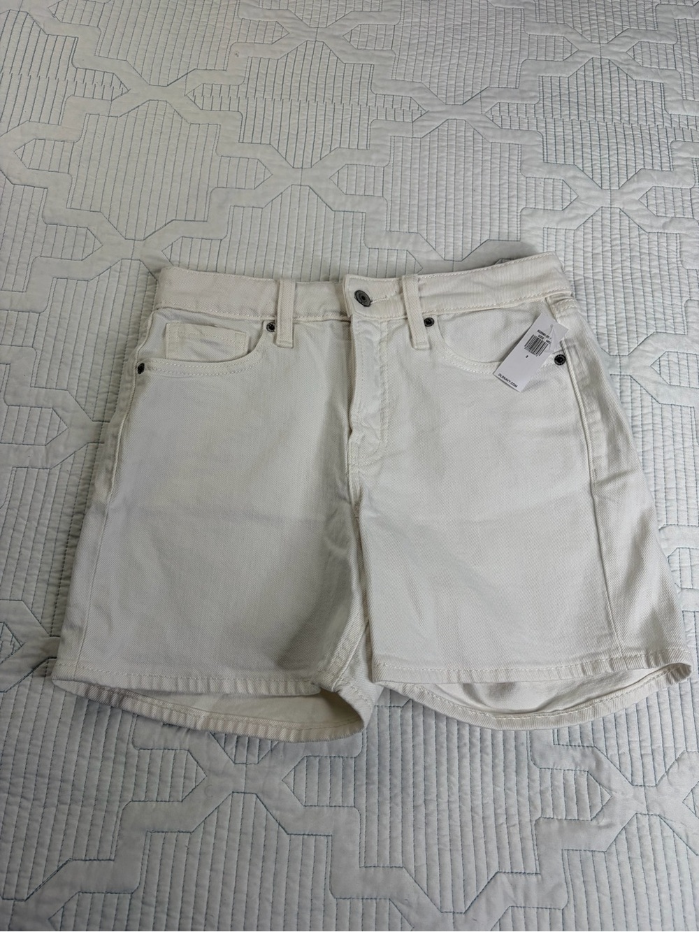 NWT Old Navy White Denim Shorts Women's Size 2 OG Straight High Rise 5 In Inseam